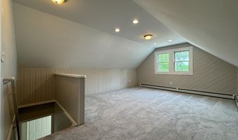 28 Freeman St, Avon, MA 02322