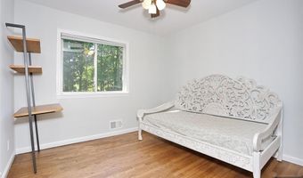 69 Pittis Ave, Allendale, NJ 07401