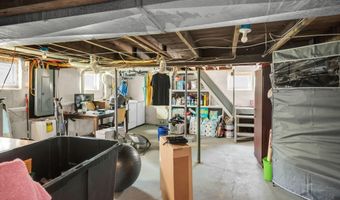 238 Forepeak Ave, Beachwood, NJ 08722