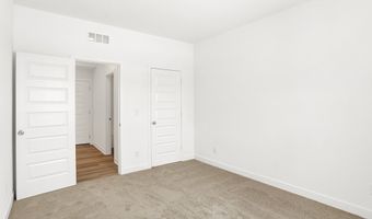 4390 Red Pine Dr, Bargersville, IN 46106