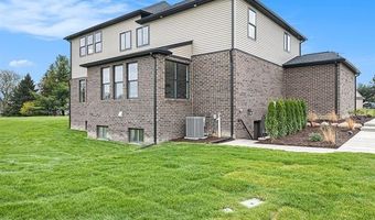 71608 Hidden River Dr, Armada, MI 48005
