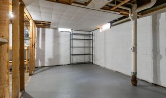 2213 N BENNETT St, Appleton, WI 54914