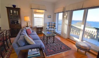 35 Chastellux Ave J, Newport, RI 02840
