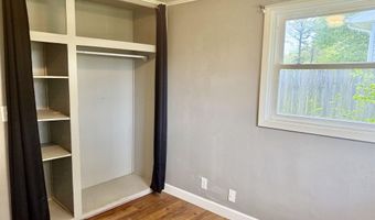 136 W Elizabeth St, Alma, MI 48801