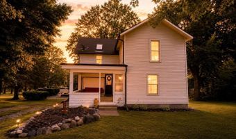 1193 Seneca St, Adrian, MI 49221