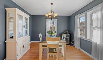 1612 W Glenville Rd, Amsterdam, NY 12010