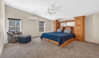 156 Congress St, Belfast, ME 04915