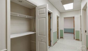 700 Sunset Dr 102, Athens, GA 30606