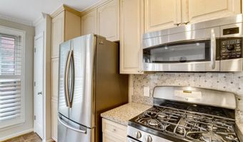 4659 LAMBERT Dr, Alexandria, VA 22311
