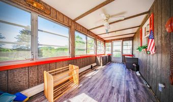 25 Eighth St, Auburn, ME 04210