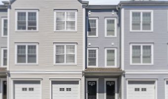 403 Copper Square Dr 403, Bethel, CT 06801