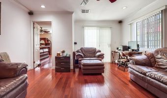 720 W 108th St, Los Angeles, CA 90044