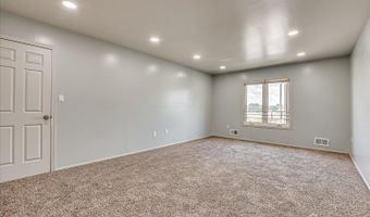 213 Peach St, Avenel, NJ 07001