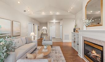 989 Golden Aspen Pl, Ashland, OR 97520
