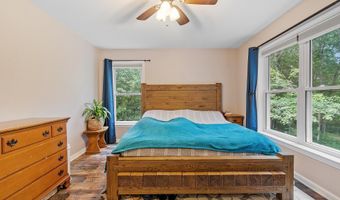 317 Old Concord Tpke 1, Barrington, NH 03825