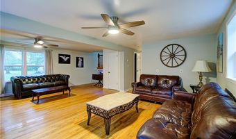 231 Shady Valley Rd, Coventry, RI 02816