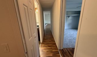 466 E Maple St, Berne, IN 46711