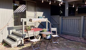 125 Redrock Dr 201, Burlington, VT 05401