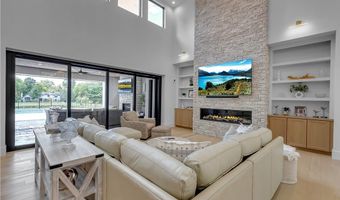 11 Sanctuary Ct, Amherst, NY 14221