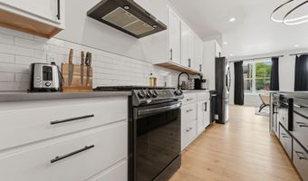 1282 Oak St, Columbus, OH 43205