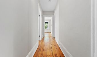 17 Lothrop St 1, Beverly, MA 01915