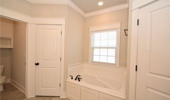 42 Tummell Dr, Bella Vista, AR 72715
