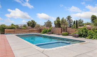 22163 Broken Lance Rd, Apple Valley, CA 92307