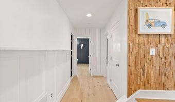 6032 28TH St N, Arlington, VA 22207