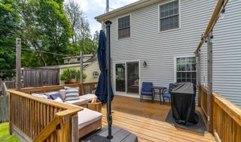211 Oak St, Bath, ME 04530
