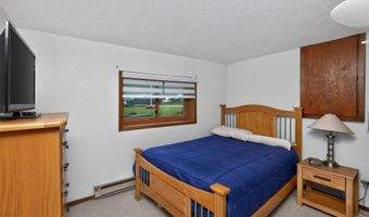713 10th Ave NW, Altoona, IA 50009