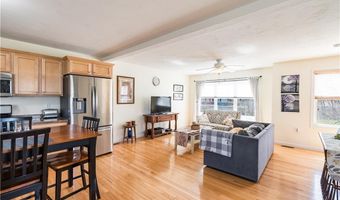 27 Streamview Dr, Cumberland, RI 02864