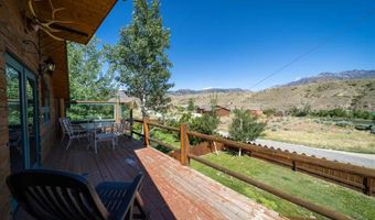 26 Ptarmigan View Dr, Cody, WY 82414