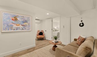 222 TENNESSEE Ave NE, Washington, DC 20002