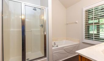 8046 JILLS CREEK Dr, Bartlett, TN 38133