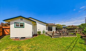 2117 11th St, Arcata, CA 95521
