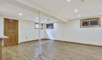 6403 TONE Dr, Bethesda, MD 20817