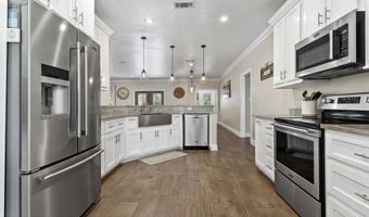 9281 Liberty Rd, Biloxi, MS 39532