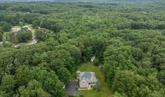 9 Santom St, Auburn, MA 01501