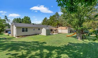 2302 Crystal Wood Dr, Arnold, MO 63010