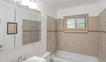 990 Hillview Dr, Blackfoot, ID 83221