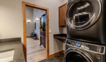 357 Blue Spruce Dr, Bayfield, CO 81122
