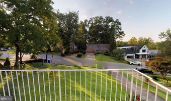 4740 34TH St N, Arlington, VA 22207