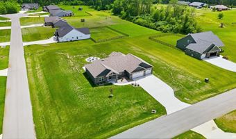 15 Kodak Ln, Angola, IN 46703