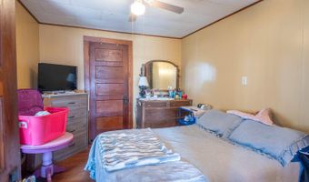 302 Vine St, Alton, MO 65606