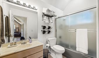 177 Oak Rd, Alamo, CA 94507