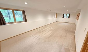 2455 Saint Croix Trl S, Afton, MN 55001