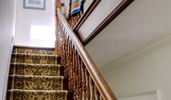 63 S Lake Ave, Albany, NY 12203