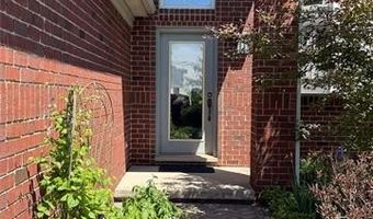 10368 Saint John Dr, Algonac, MI 48001