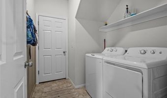 7107 Chestnut Hill Rd, Bentonville, AR 72713