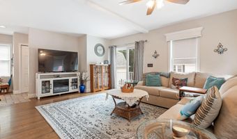 434 Donald St, Bedford, NH 03110